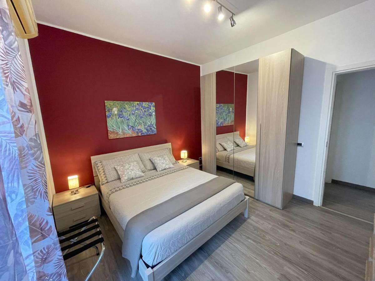 Dr House Apartment Катания Экстерьер фото