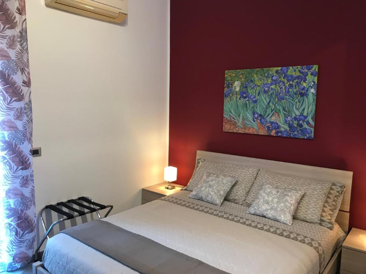 Dr House Apartment Катания Экстерьер фото