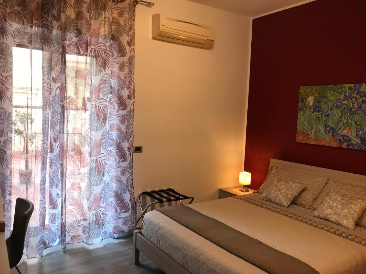 Dr House Apartment Катания Экстерьер фото