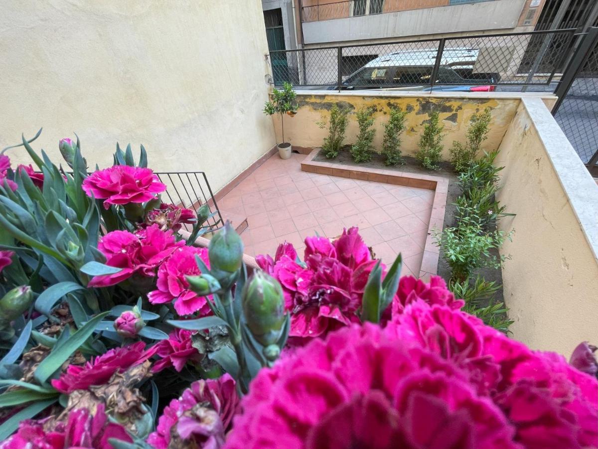 Dr House Apartment Катания Экстерьер фото