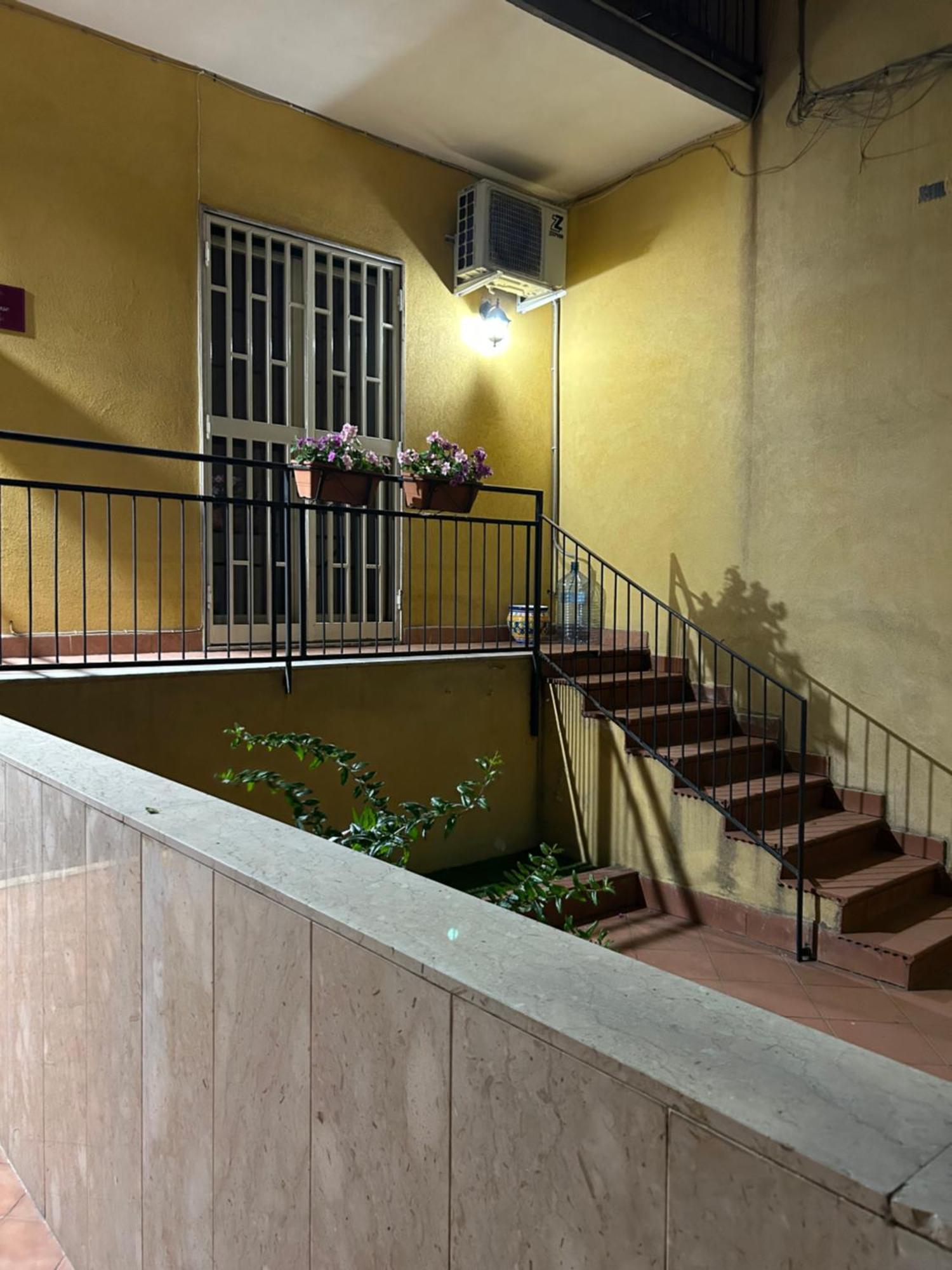 Dr House Apartment Катания Экстерьер фото